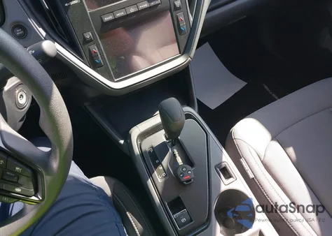 2024 Subaru Crosstrek z USA, uszkodzony, nr VIN JF2GUABC2R8304138